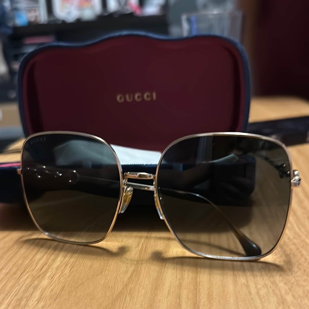 Gucci Gold and Black Women's Sunglasses